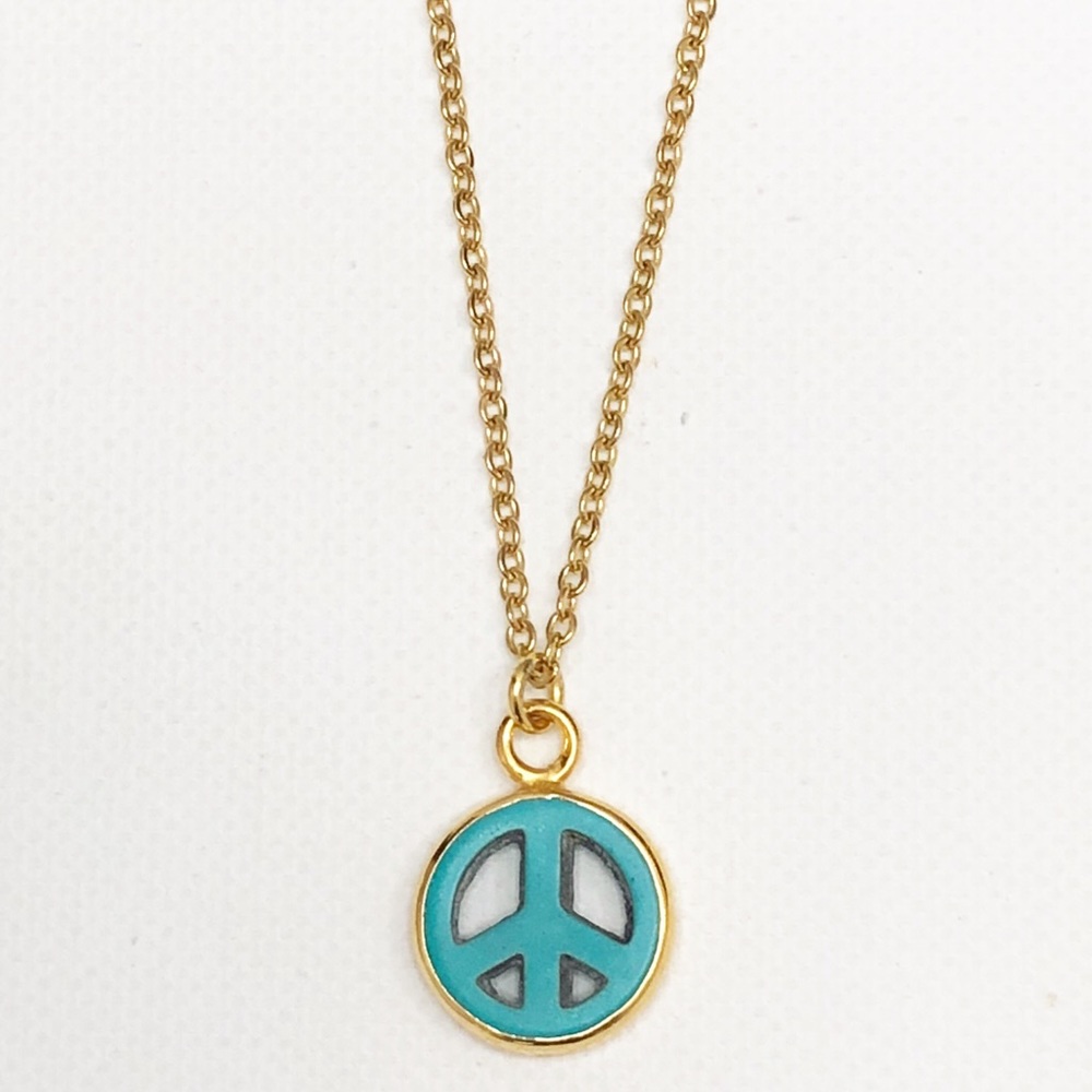 Peace symbol Necklace (turquoise)